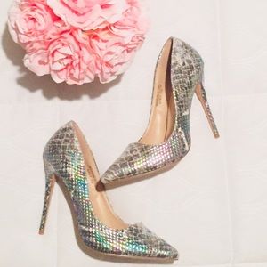💥NEW!! Bella Marie Pointy Toe Heels